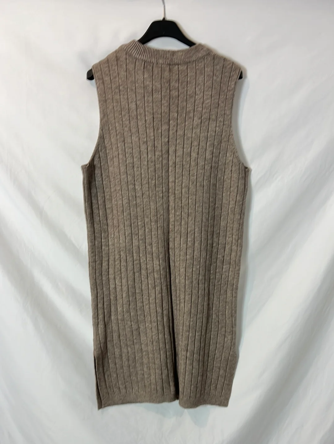 BE COOL. Vestido canalé color topo. T S - Imagen 4